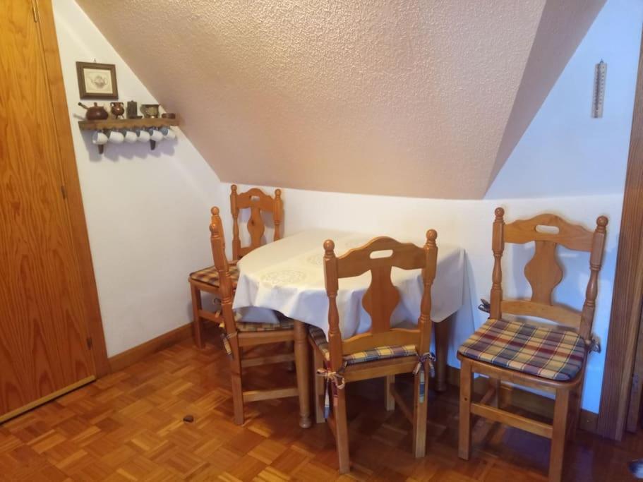 Apartamento Atico En Pleno Pirineo El Pueyo de Jaca Exterior foto