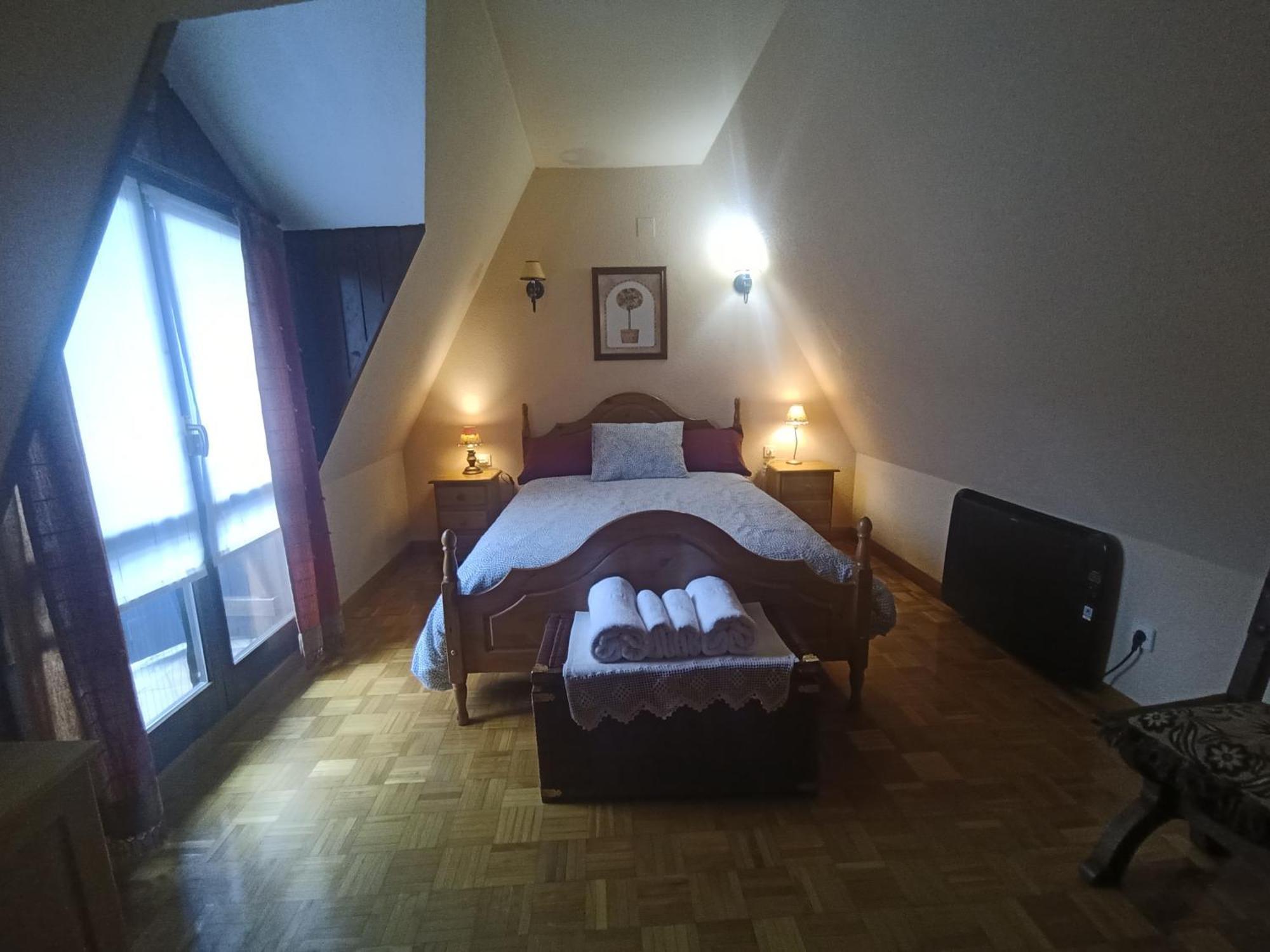 Apartamento Atico En Pleno Pirineo El Pueyo de Jaca Exterior foto